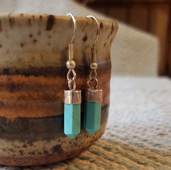 Vintage Jewelry - Turquoise Silver Earrings